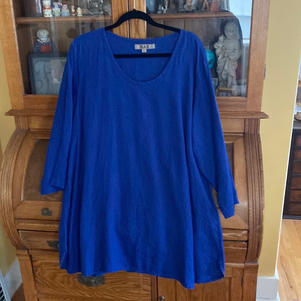 Royal blue Flax pullover size large